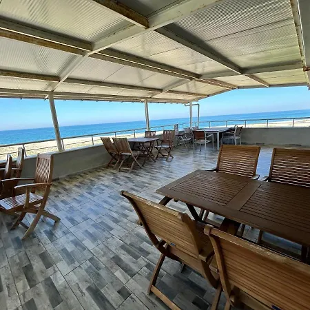 Otel Deniz Yalikoy