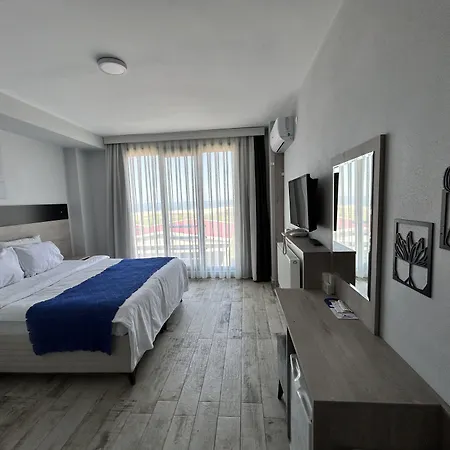 Deniz Istanbul Yalikoy