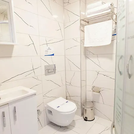 Deniz Istanbul Hotel 3*